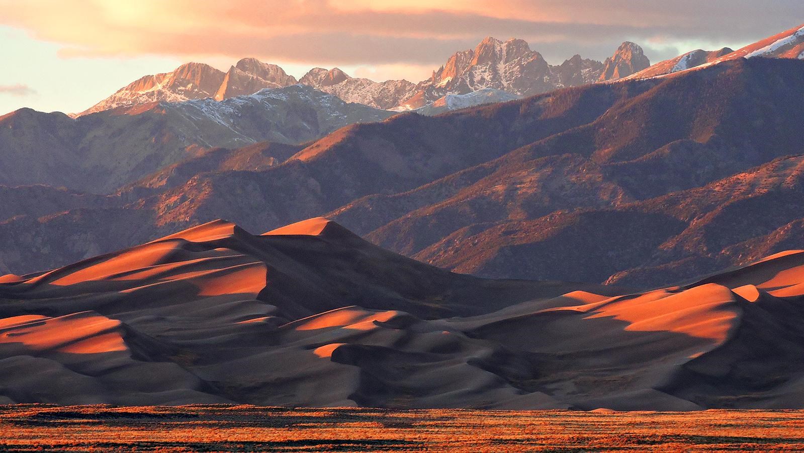 Star Dune above rippled sand