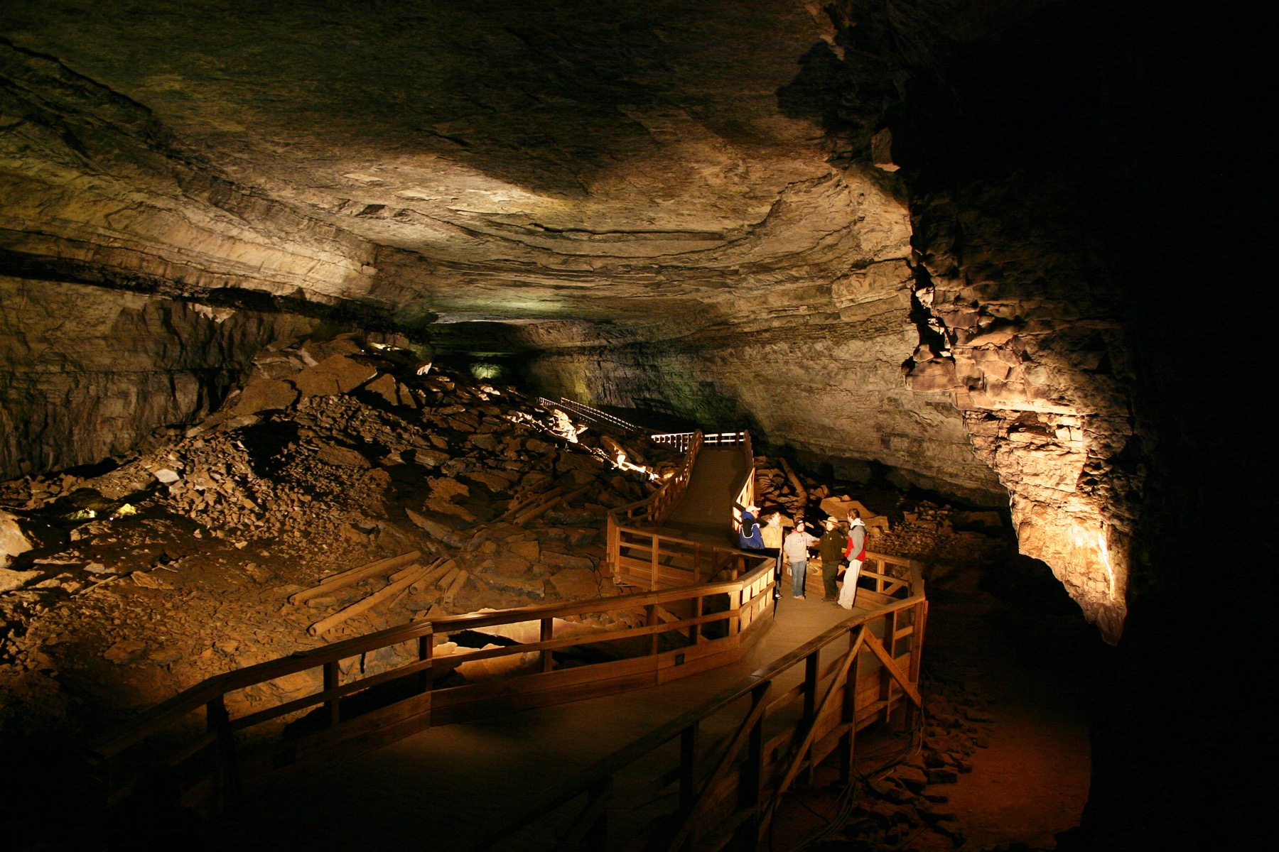 A ranger talk inside Mammoth Cave